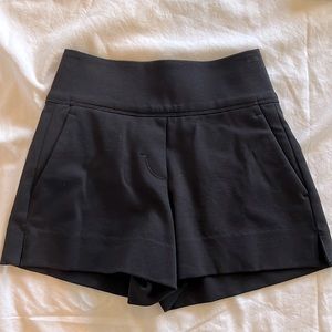 Aritzia/The Group by Babaton Shorts (Black, XXS)